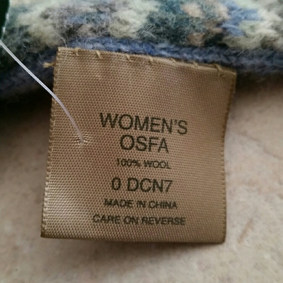 L.L. Bean Hat & Scarf Set - Picture 3 of 5